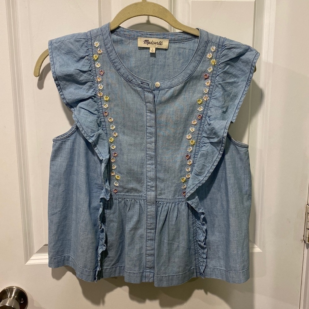 Madewell Chambray Embroidered Ruffle Button Down EUC